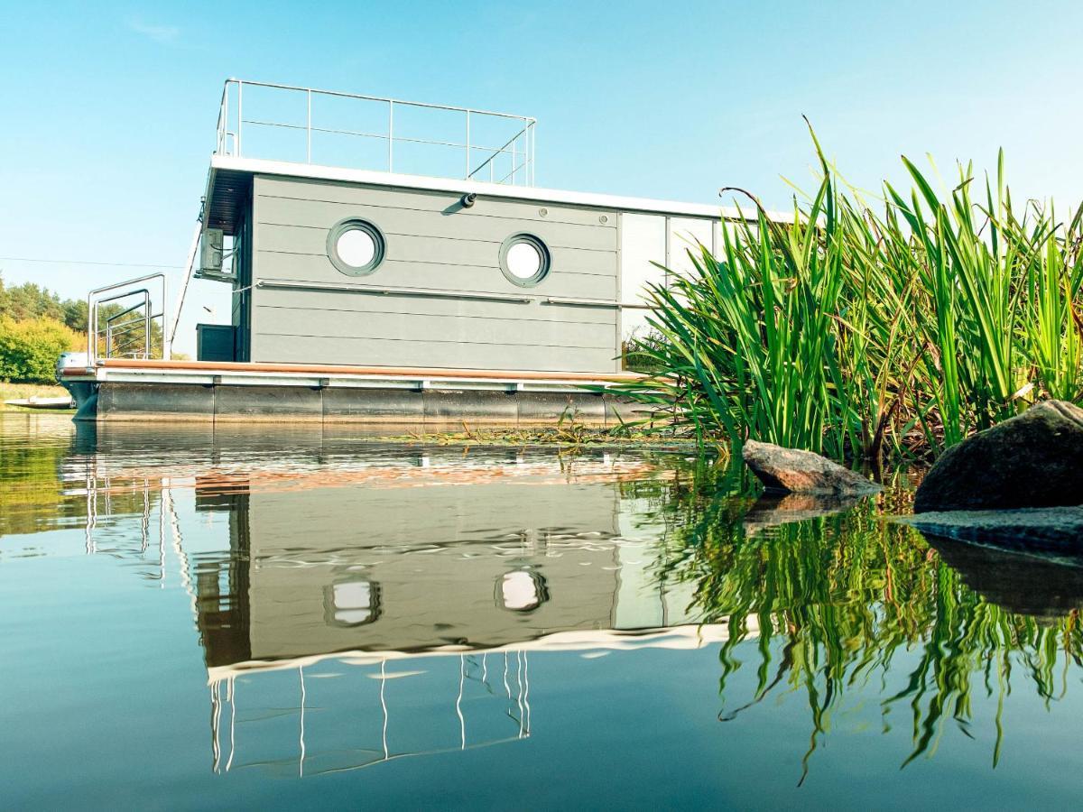 Hotel Wartoslaw Wronke Exterior foto