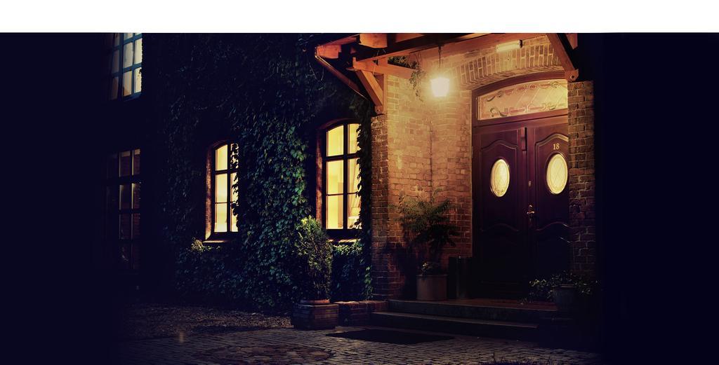 Hotel Wartoslaw Wronke Exterior foto