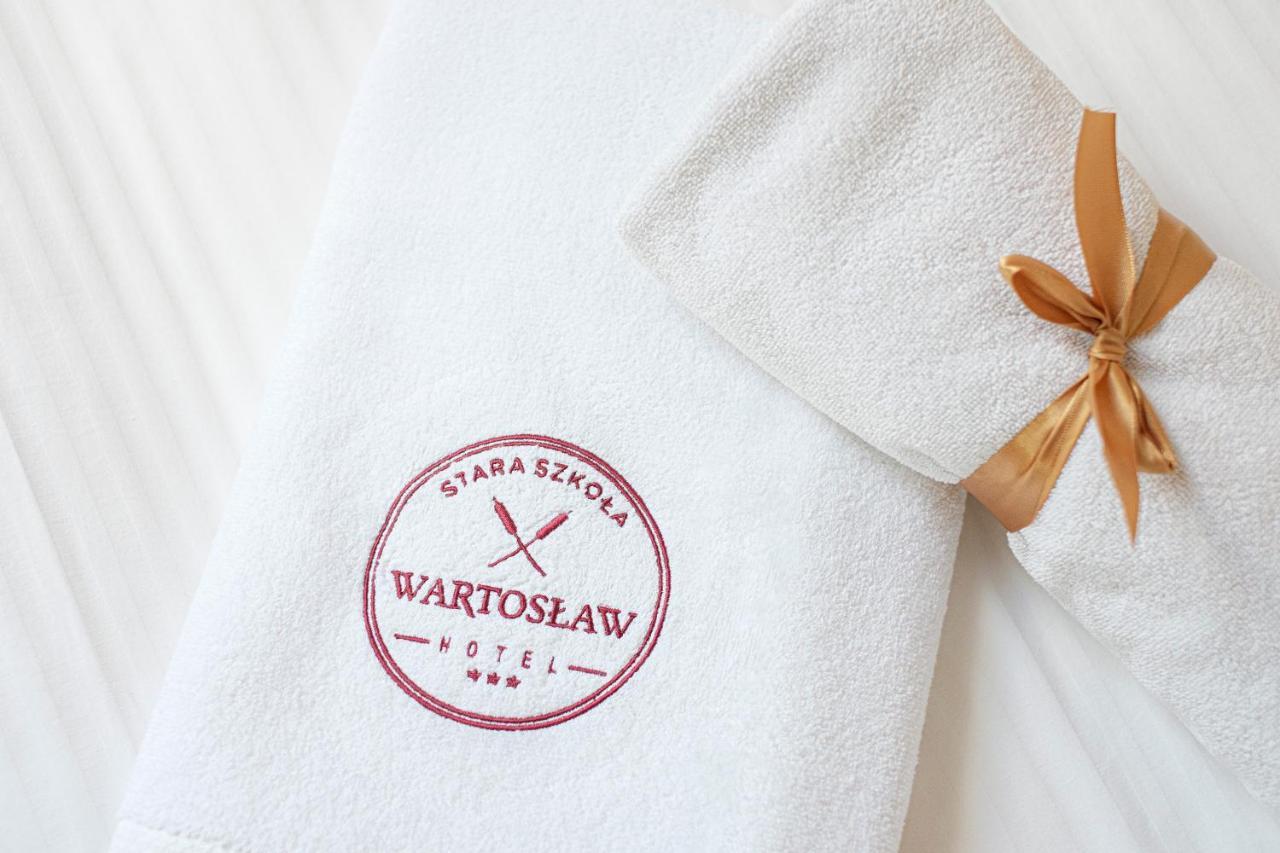 Hotel Wartoslaw Wronke Exterior foto